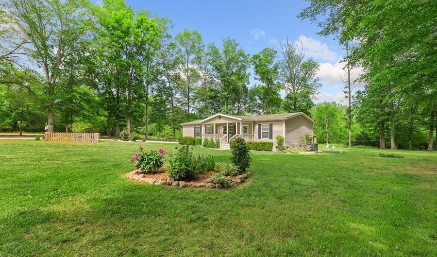 14231 Dykeland Rd, Amelia Court House, VA 23002 - 3 Beds, 2 Bath