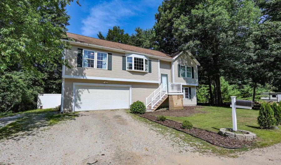 8 Riverside Dr, Allenstown, NH 03275 - 3 Beds, 2 Bath