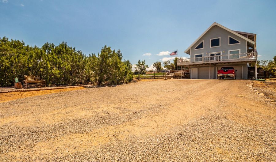 60 ROAD 2581, Aztec, NM 87410 - 3 Beds, 2 Bath