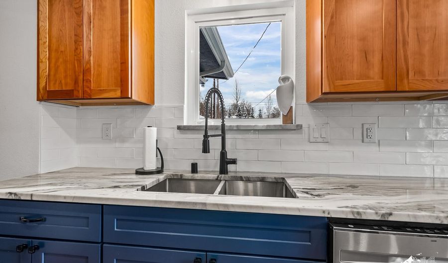8024 Wisteria St, Anchorage, AK 99502 - 3 Beds, 2 Bath