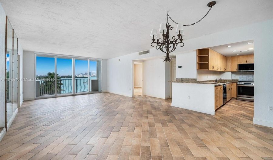 10350 W Bay Harbor Dr 5R, Bay Harbor Islands, FL 33154 - 2 Beds, 2 Bath