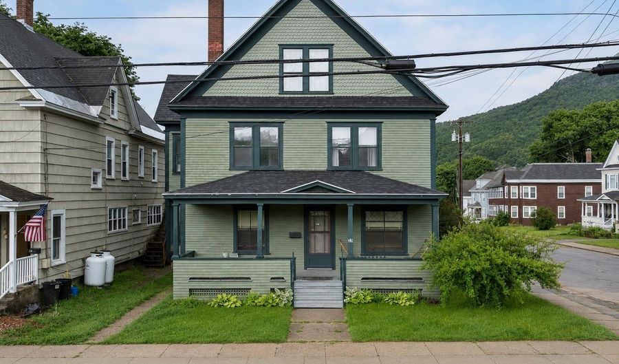 59 High St, Berlin, NH 03570 - 4 Beds, 2 Bath