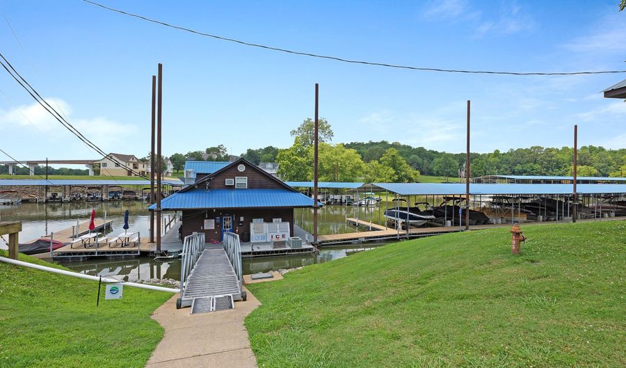 94 Mariah Ln, Bath Springs, TN 38311 - 4 Beds, 5 Bath