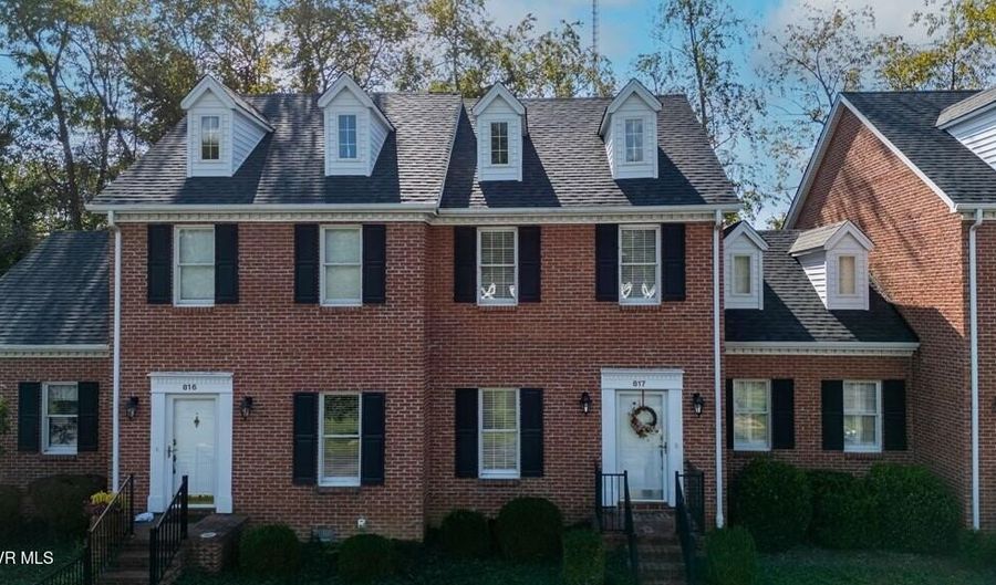 817 NE Wayne Ave 17, Abingdon, VA 24210 - 2 Beds, 2 Bath