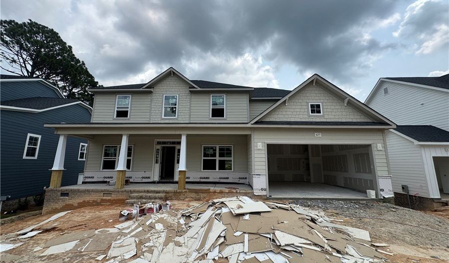 625 Watauga Ln, Aberdeen, NC 28315 - 4 Beds, 3 Bath