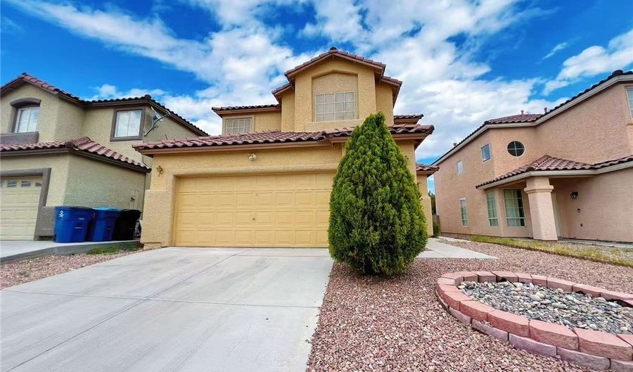 3438 Ceremony Dr, Las Vegas, NV 89117 - 4 Beds, 3 Bath