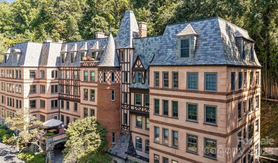 185 Macon Ave B10, Asheville, NC 28804 - 2 Beds, 2 Bath