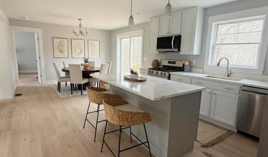 606 Alton Mountain Rd, Alton, NH 03810 - 4 Beds, 3 Bath