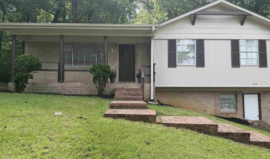 714 DENNISTON Ln, Adamsville, AL 35005 - 3 Beds, 2 Bath