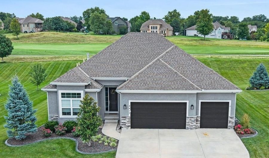 4417 N 142nd St, Basehor, KS 66007 - 4 Beds, 3 Bath