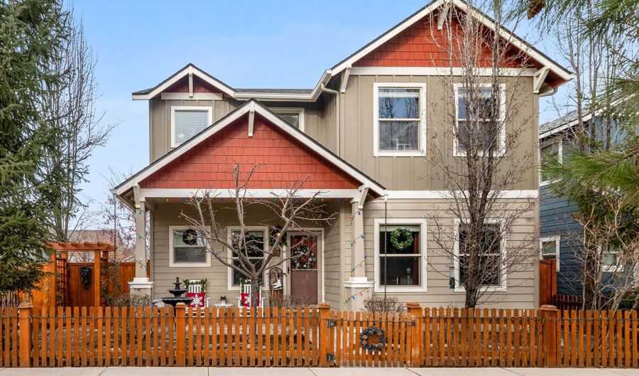 21281 Bellflower Pl, Bend, OR 97702 - 3 Beds, 3 Bath