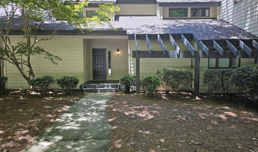 67 Lakeview Drive 10H, Alexander City, AL 35010 - 3 Beds, 4 Bath