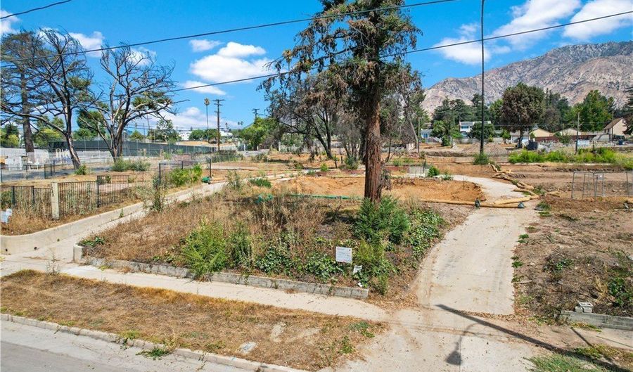 1091 E Mariposa St, Altadena, CA 91001 - 0 Beds, 0 Bath