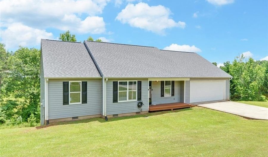 183 Banks Ridge Dr, Baldwin, GA 30511 - 3 Beds, 2 Bath