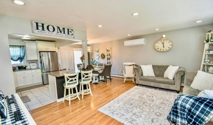 15 Cross St, Andover, NJ 07801 - 3 Beds, 1 Bath