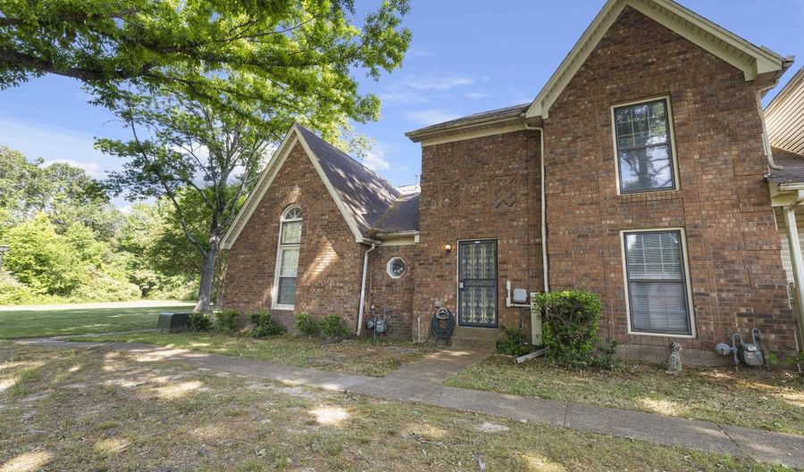 5951 BLAKEVIEW Dr, Bartlett, TN 38134 - 3 Beds, 3 Bath