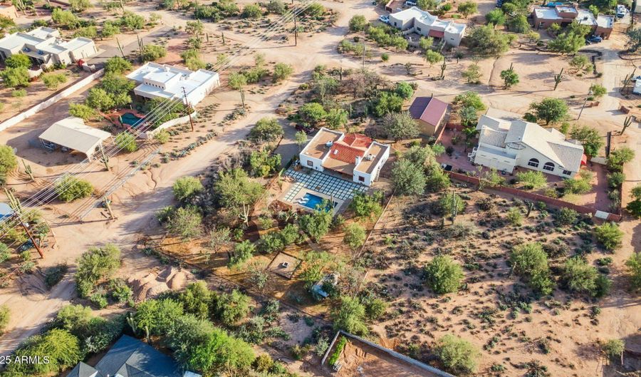 6548 E BARWICK Dr, Cave Creek, AZ 85331 - 4 Beds, 2 Bath