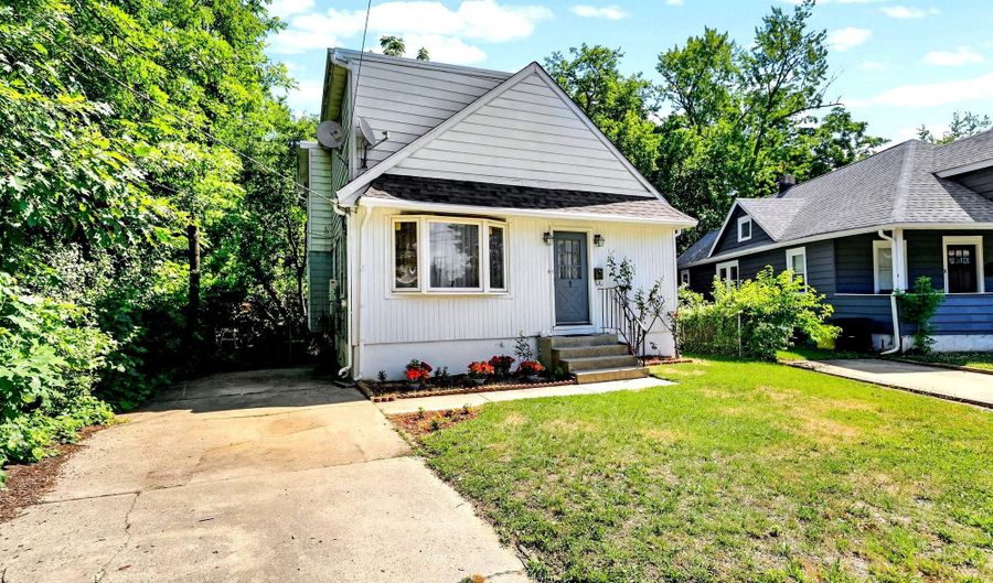 1 PAGE Ave, Barrington, NJ 08007 - 5 Beds, 2 Bath