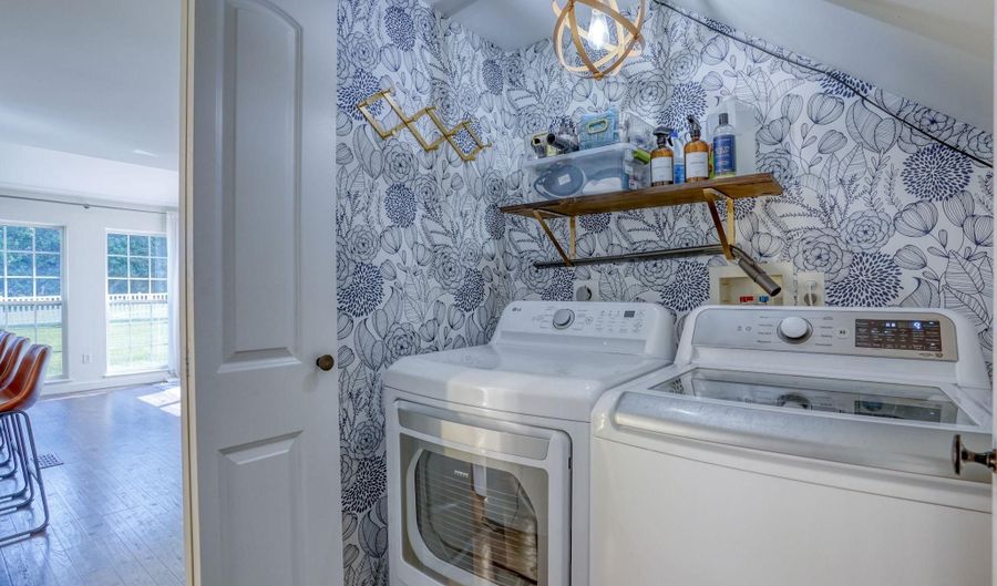 648 KENTLAND Ave, Dover, DE 19901 - 5 Beds, 3 Bath