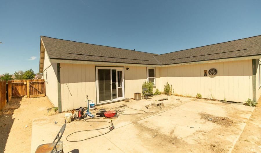 523 River Ranch Rd, Fernley, NV 89408 - 4 Beds, 2 Bath