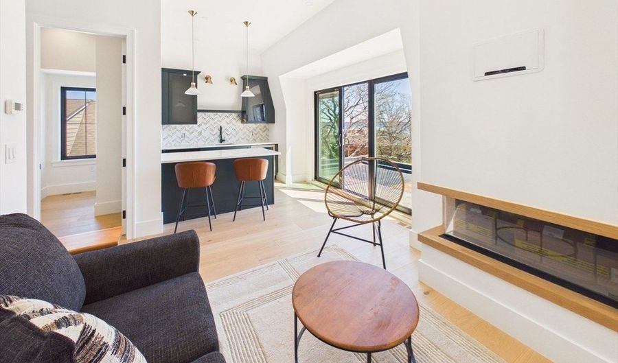 244 L St 3, Boston, MA 02127 - 4 Beds, 4 Bath