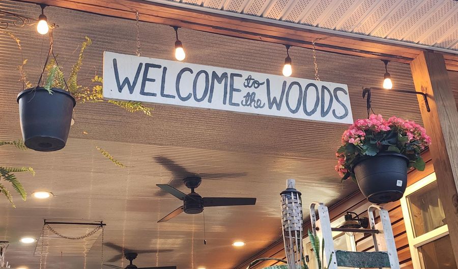 748 Puckett Rd, Anderson, MO 64831 - 2 Beds, 1 Bath