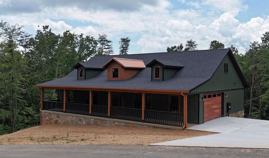 581 Bayside Blvd, Bean Station, TN 37708 - 5 Beds, 5 Bath
