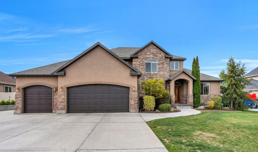 985 W SUNRISE, American Fork, UT 84003 - 7 Beds, 5 Bath