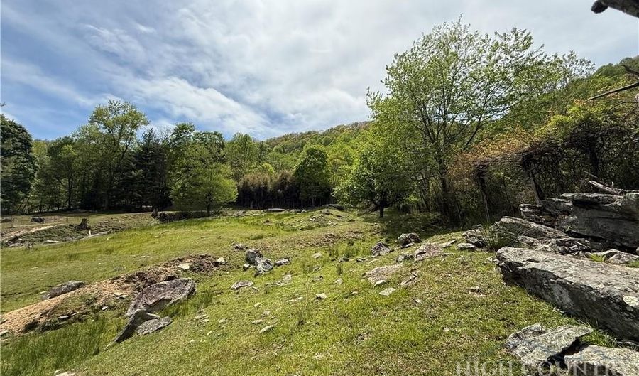 Spice Creek Road, Banner Elk, NC 28604 - 0 Beds, 0 Bath