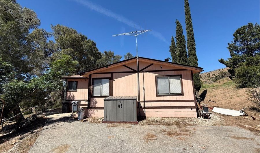 33614 Arksey, Acton, CA 93510 - 2 Beds, 2 Bath