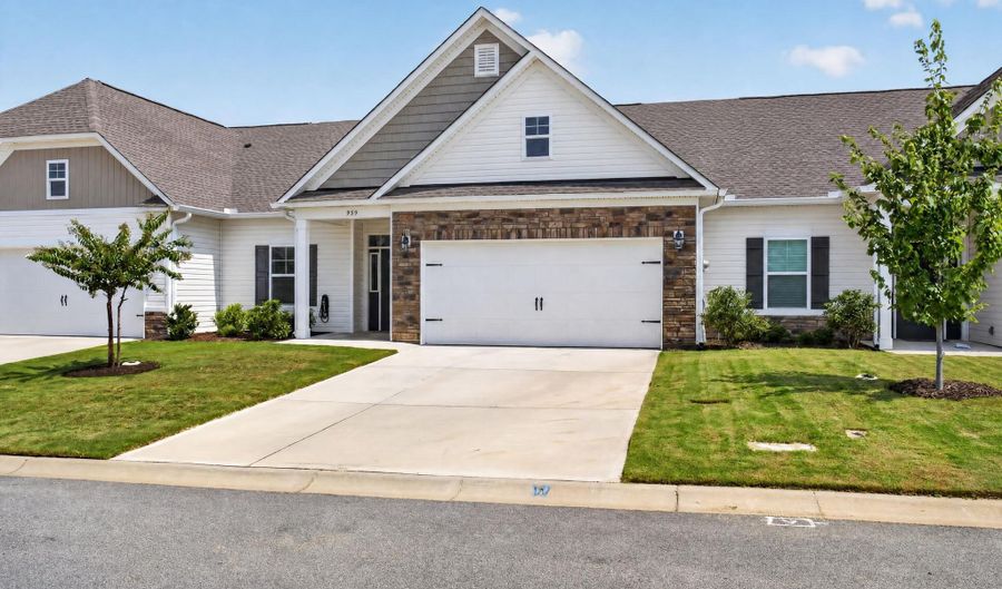 959 Manitou Cir, Aiken, SC 29801 - 3 Beds, 3 Bath