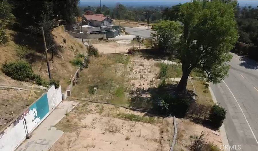 1369 E Loma Alta, Altadena, CA 91001 - 0 Beds, 0 Bath