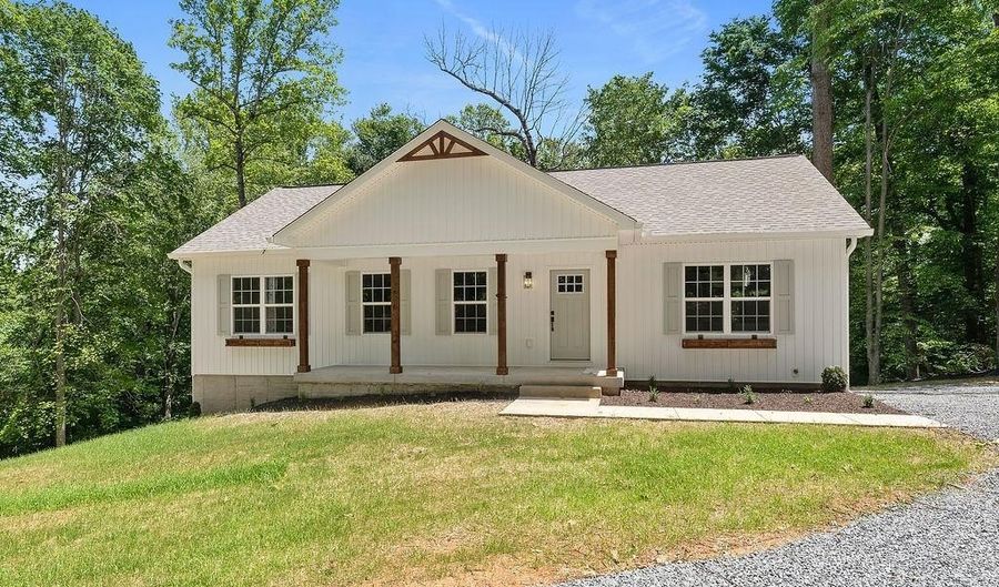 12121 ALBANO Rd, Barboursville, VA 22923 - 5 Beds, 3 Bath