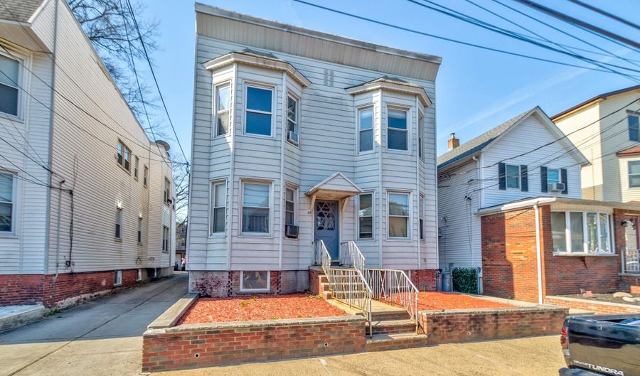 86 W 27TH St 4, Bayonne, NJ 07002 - 2 Beds, 1 Bath