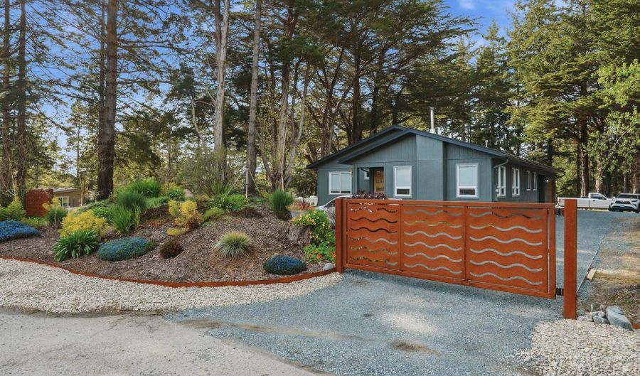 88879 HIGHWAY 42 S, Bandon, OR 97411 - 3 Beds, 3 Bath