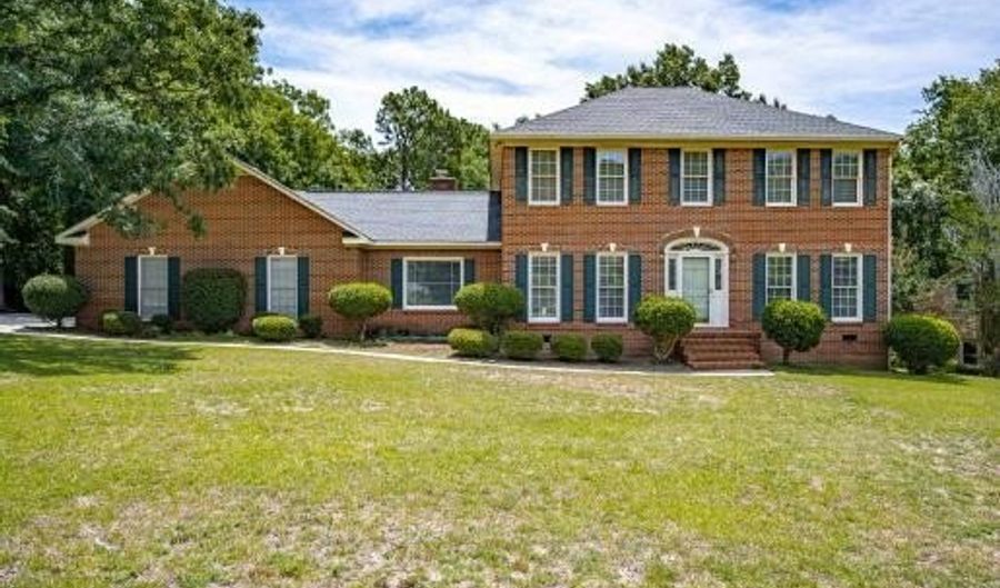 36 Kimwood Ct, Aiken, SC 29803 - 4 Beds, 3 Bath