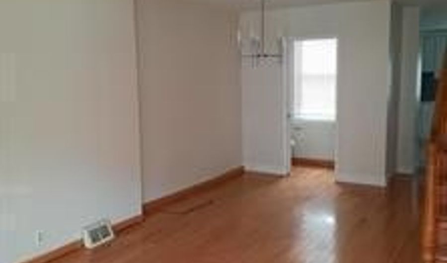 1818 E HAZZARD St, Philadelphia, PA 19125 - 2 Beds, 2 Bath