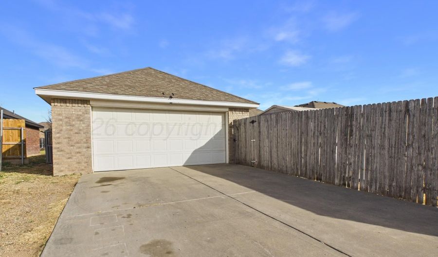 8308 Vail Dr, Amarillo, TX 79118 - 4 Beds, 2 Bath
