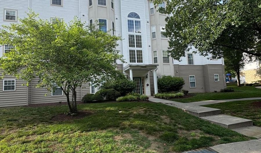 15609 EVERGLADE Ln 203, Bowie, MD 20716 - 3 Beds, 2 Bath