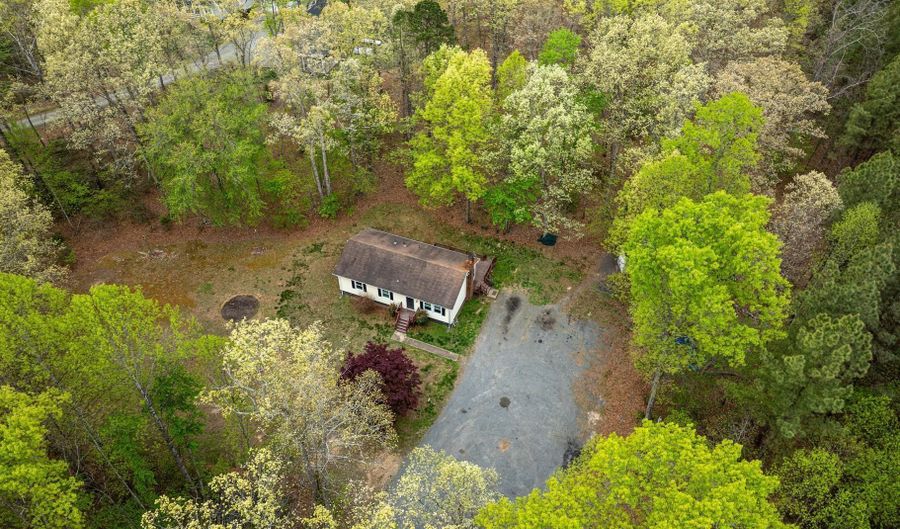 4586 SPOTSWOOD Trl, Barboursville, VA 22923 - 3 Beds, 2 Bath