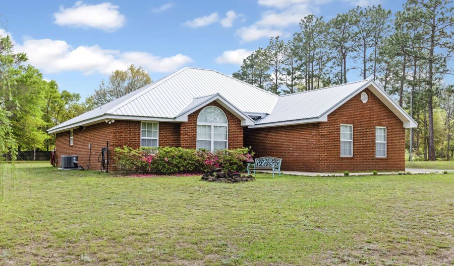 1582 Greenwood Rd, Baker, FL 32531 - 3 Beds, 2 Bath