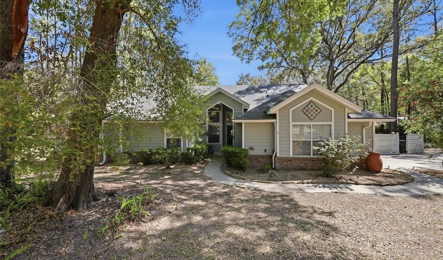 7615 NW 176TH St, Alachua, FL 32615 - 4 Beds, 3 Bath