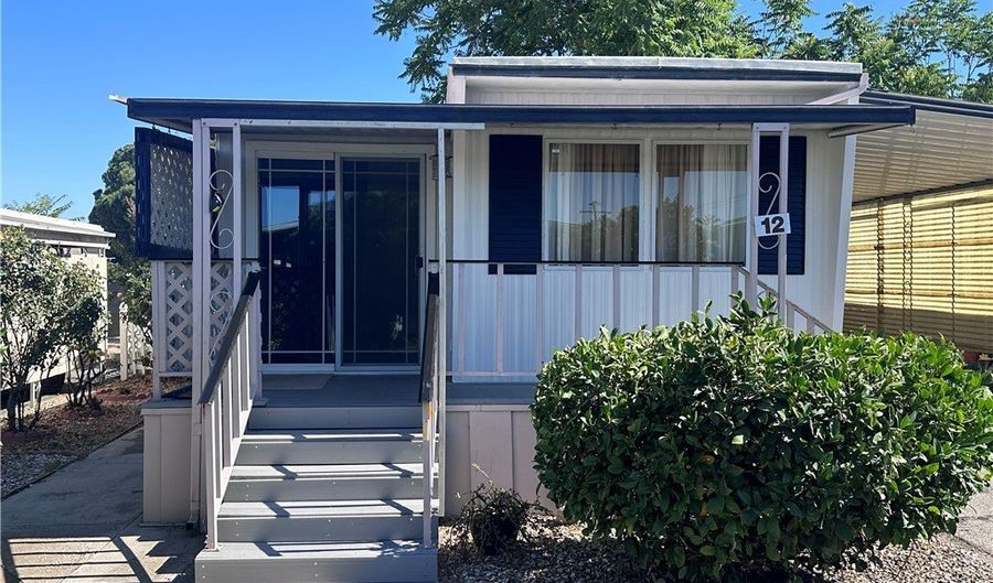 12830 6th St 12, Yucaipa, CA 92399 - 1 Beds, 1 Bath