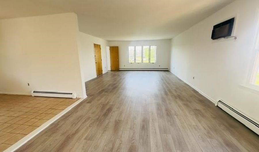 173 W 21ST St, Bayonne, NJ 07002 - 2 Beds, 1 Bath