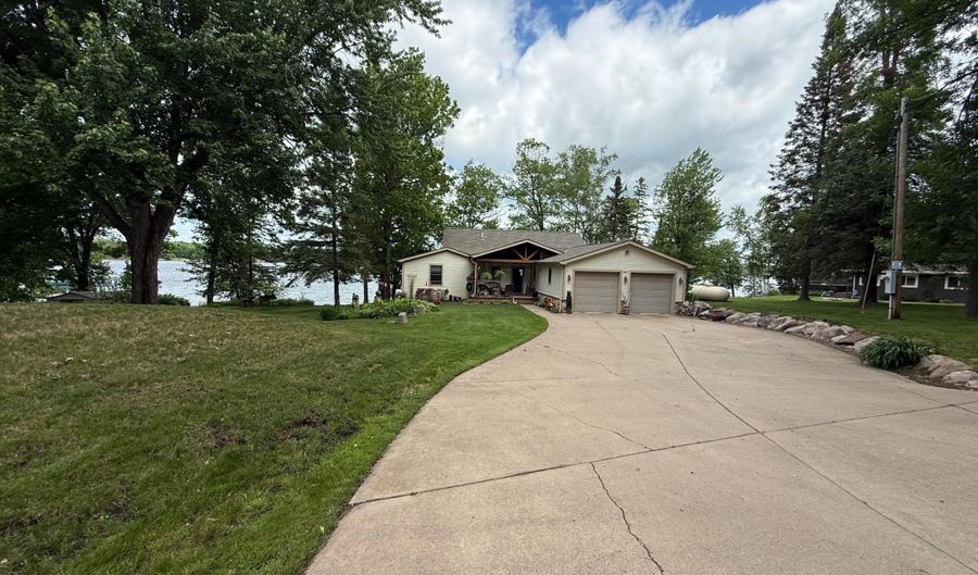 32673 308th Pl, Aitkin, MN 56431 - 3 Beds, 3 Bath