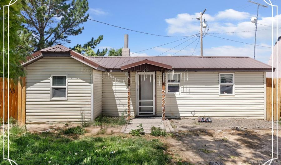 436 Oak St, Castleford, ID 83321 - 1 Beds, 1 Bath