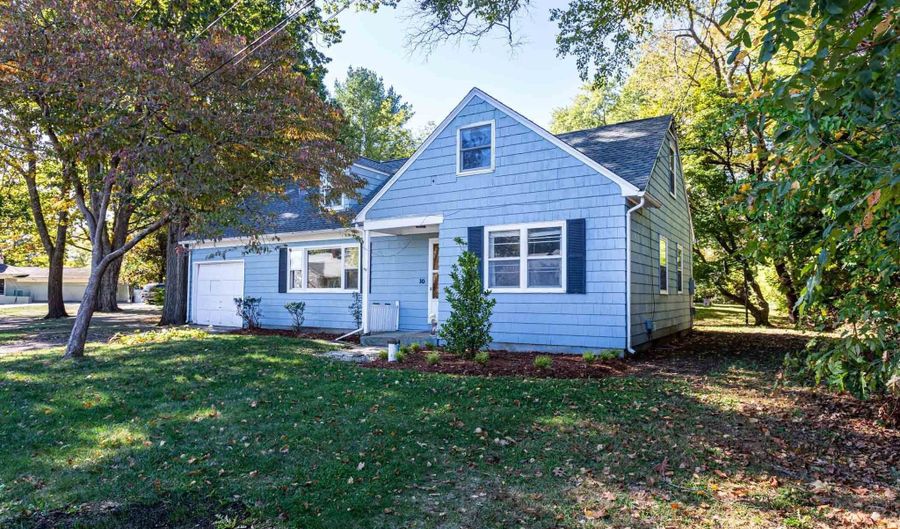 10 Lakeview Park, Columbia, CT 06237 - 4 Beds, 2 Bath