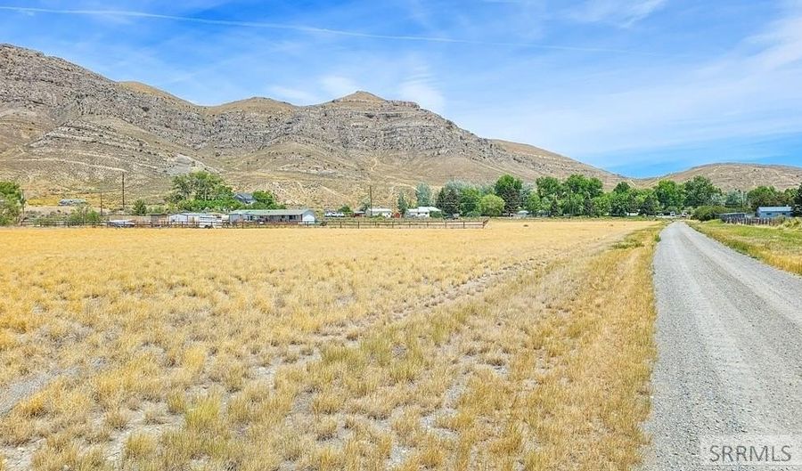 2533 N Hwy 93, Arco, ID 83213 - 3 Beds, 2 Bath