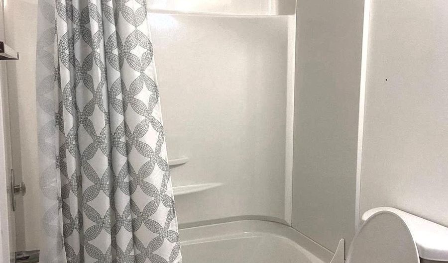529-16 B KING St, Basye, VA 22810 - 3 Beds, 3 Bath