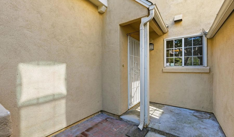 2591 Regent Rd, Carlsbad, CA 92010 - 3 Beds, 3 Bath